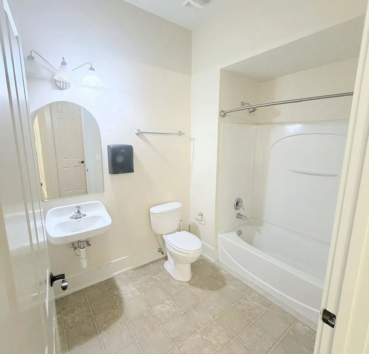 10645 Meeting Street — Photo 3