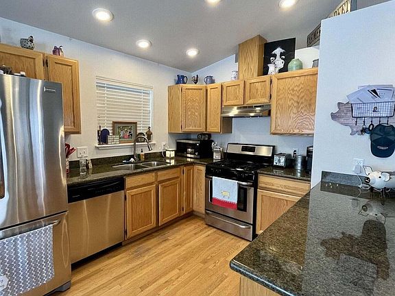 5th image of 3205 Sherwood Dr