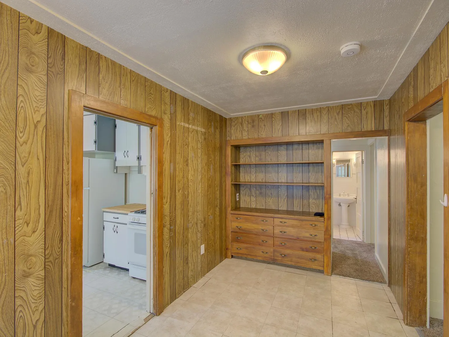 4 bed, 1506 sqft, $3,050 — Photo 4
