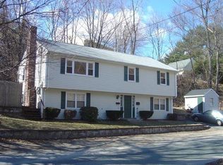 14 Curve Rd, Stoneham, MA 02180