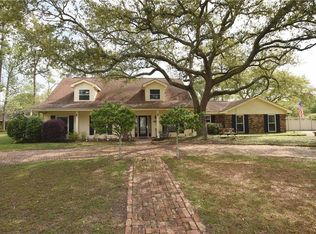 302 N Buckingham Dr, Slidell, LA 70461