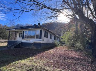 94 Paynes Ln, Pineville, KY 40977