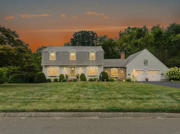 13 Laurel Glen Drive, Shelton, CT 06484