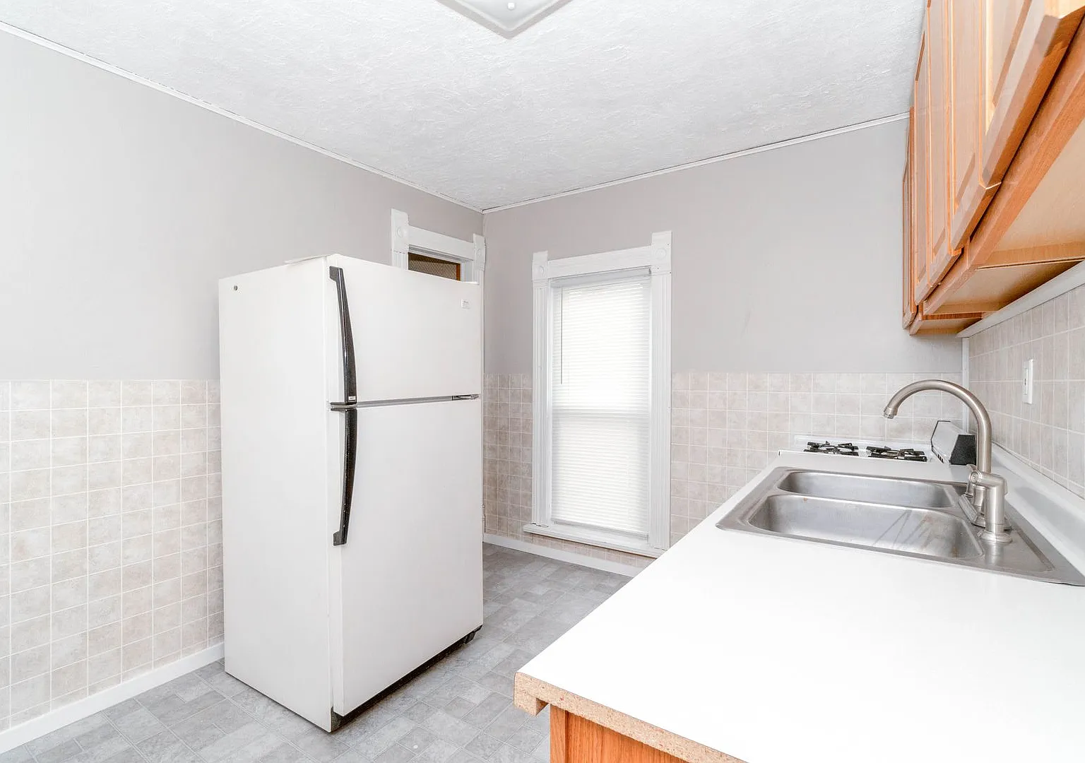 515 1/2 Franklin St - Cedar Falls — Photo 3
