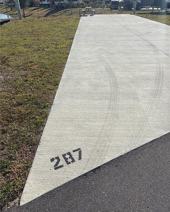 1st image of 287 Horizon RD