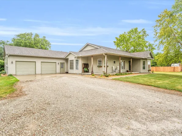 206 W Newton St, Mansfield, IL 61854