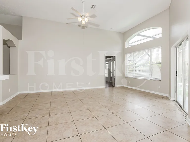 1403 Scotch Pine Dr — Photo 3