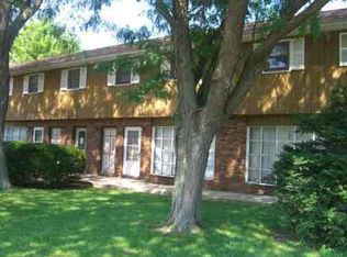 601 E Main St APT 7, Tolono, IL