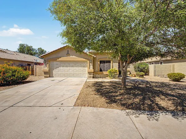 3296 E Warbler Rd, Gilbert, AZ 85297