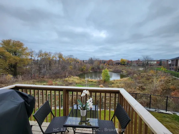 23 Lumb Dr, Cambridge, ON N1T 0E7