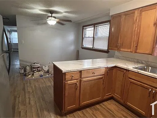 3 bed, 1100 sqft, $2,500 — Photo 4