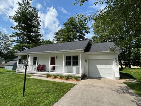 607 Alice St, East Tawas, MI 48730