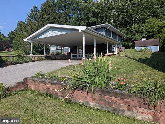 3rd image of 126 Brannon Ln