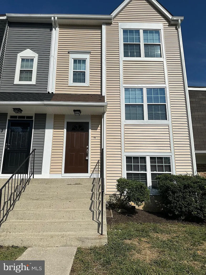 15 Heather Ln photo 1