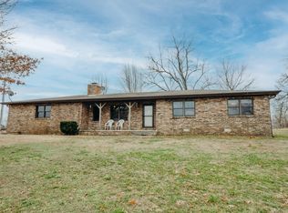 9882 W Farm Road 4, Walnut Grove, MO 65770