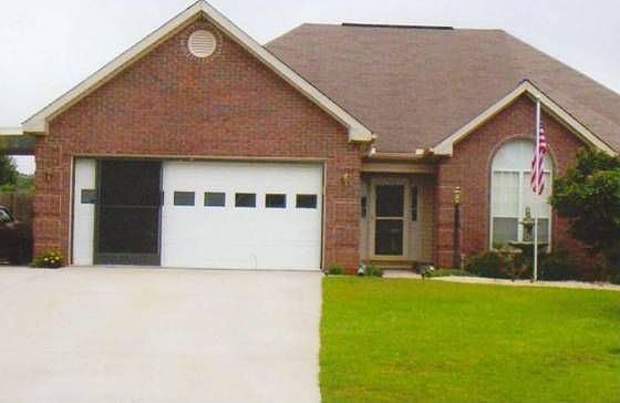 2nd image of 215 Turnberry Way
