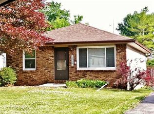 2716 Portland St, Oregon, OH 43616