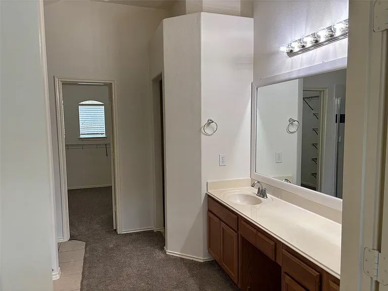 21223 Colton Cove Dr — Photo 35