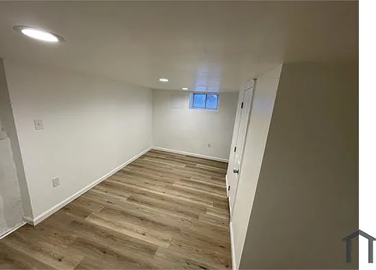2460 N Myrtlewood St — Photo 15