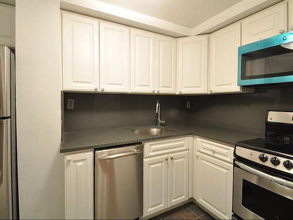 5th image of 655 2nd Ave