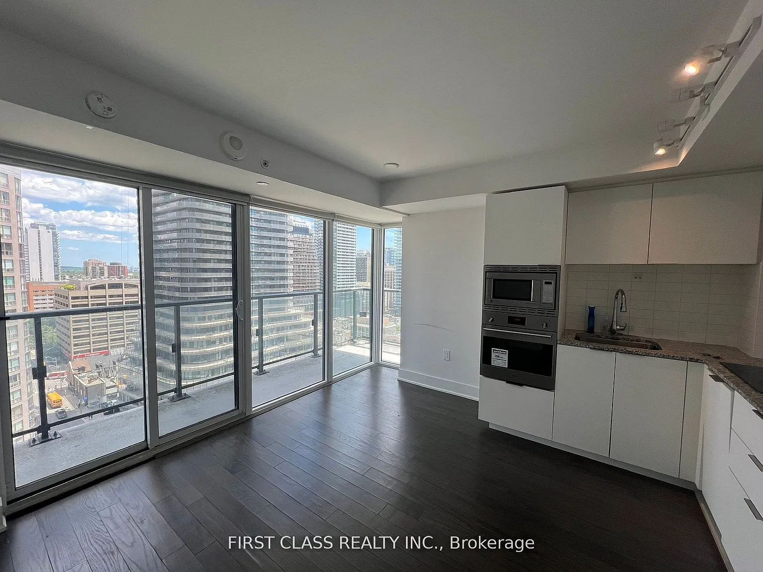 1 bed, $2,380 — Photo 2