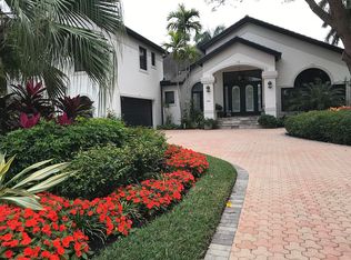 446 Rudder Rd, Naples, FL 34102