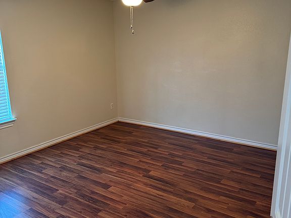 4th image of 1410 N Belknap St #0