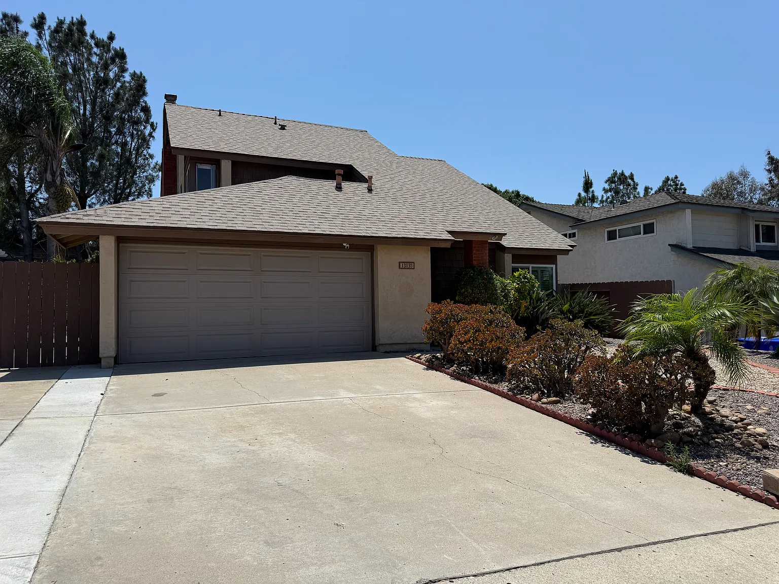 4 bed, 1977 sqft, $5,500 — Photo 2
