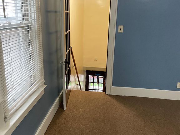3rd image of 2639 Holmes St #2