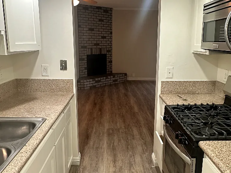 650 C&I Investments — Photo 14