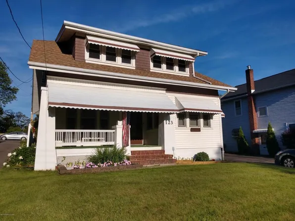 123 Church St, Dallas, PA 18612