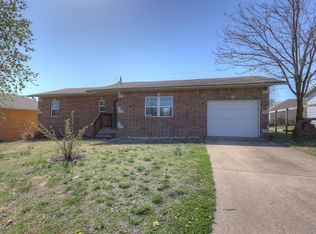 1332 Kimberly Ln, Carthage, MO 64836