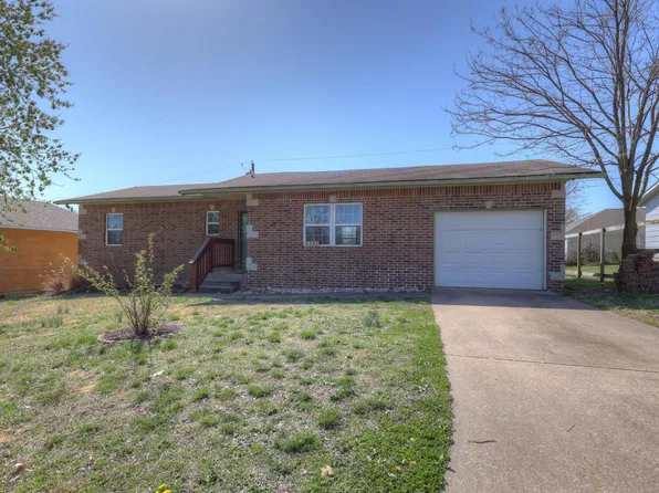 1332 Kimberly Lane, Carthage, MO 64836