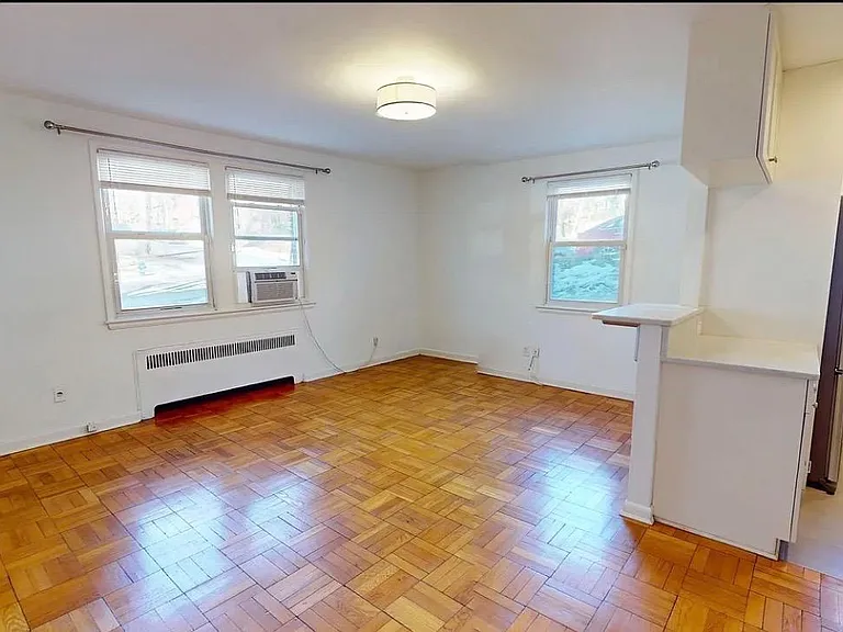 4000 Beecher St NW #101 — Photo 3