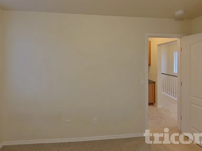 7147 Silverwind Cir — Photo 10