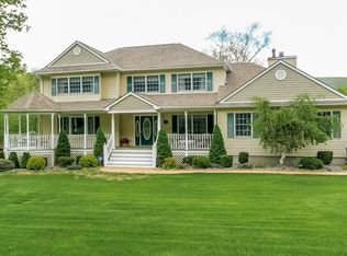 16 Thayer Rd, Highland Mills, NY 10930