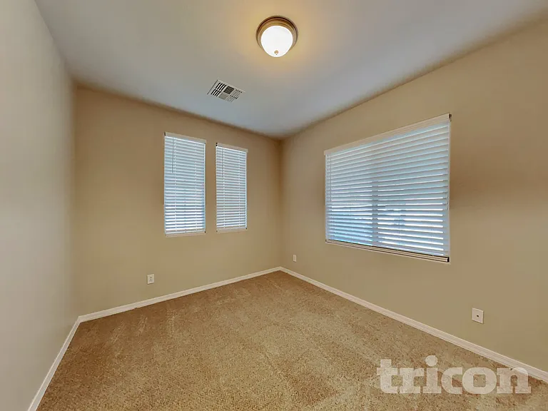 2403 W Kristina Ave — Photo 10