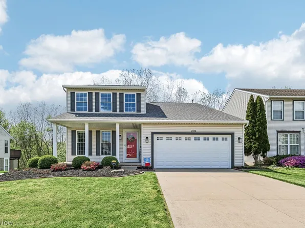 2152 Thornbury Ln, Akron, OH 44319
