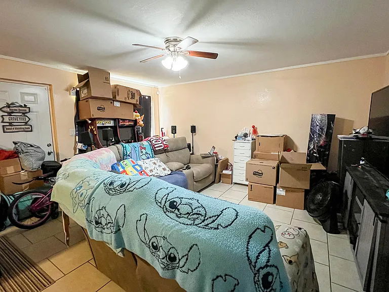 523 Wager Ave — Photo 5