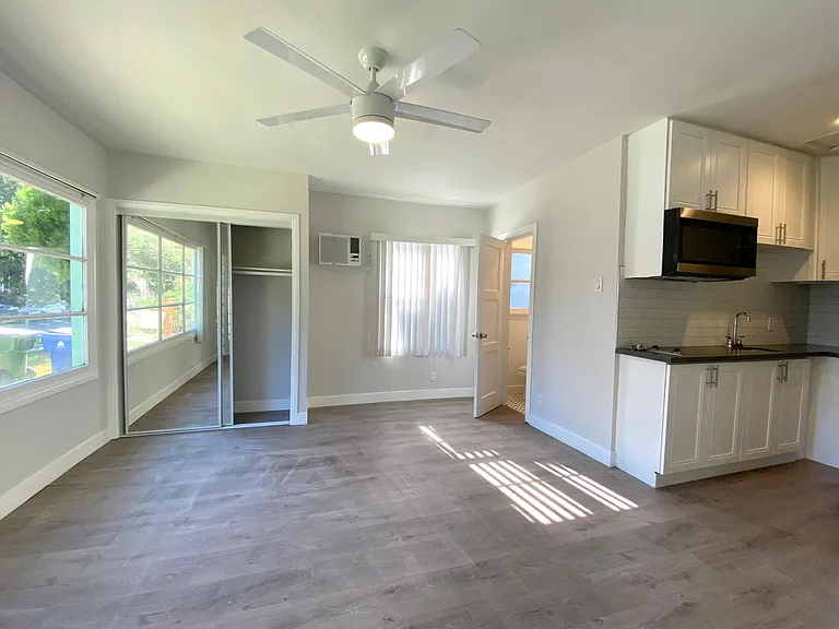 14532 Dickens St #1 — Photo 8