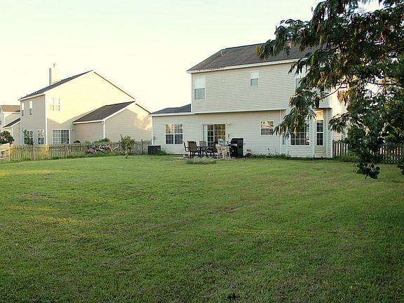 5th image of 104 Creekside Dr