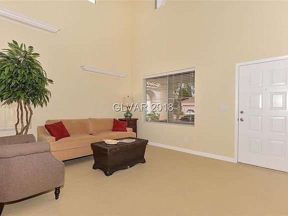 3rd image of 1417 Goldenspur Ln