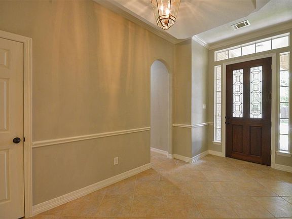 3rd image of 18307 Polo Meadow Dr