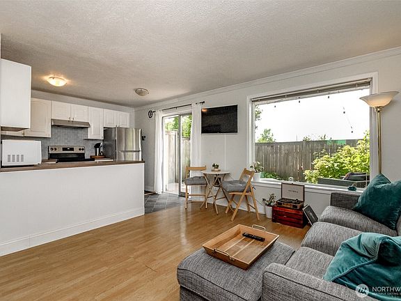 4th image of 1020 S 230th Street #107