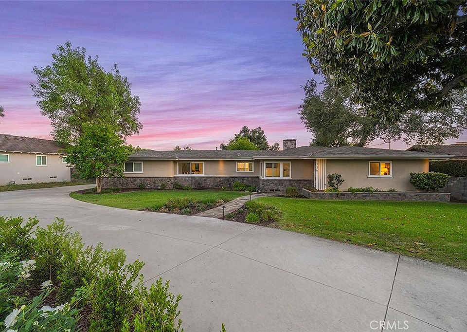 1st image of 726 E Sierra Madre Ave