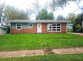 1915 11th Ave, Marion, IA 52302
