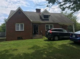 290 Logan Chapel Rd, Fall Branch, TN 37656