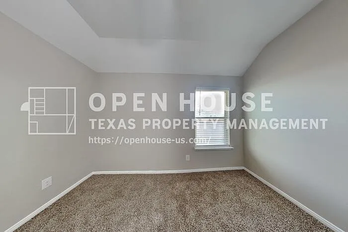 3218 Clayton Terrace Dr — Photo 16