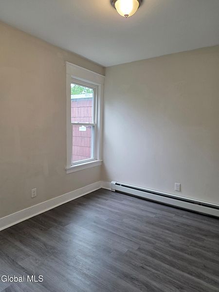4th image of 464-466 Washington Avenue