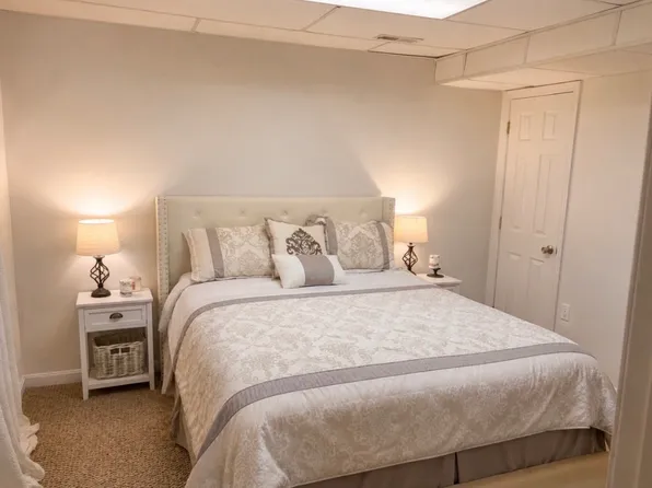 37 Jason Ln, Stafford, VA 22554